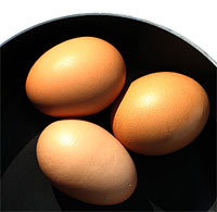 huevos-rellenos-bechamel