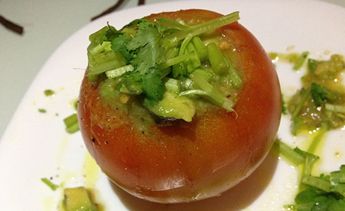 receta facil tomates rellenos aguacate y cilantro